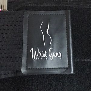 Waist Gang pink waist trainer